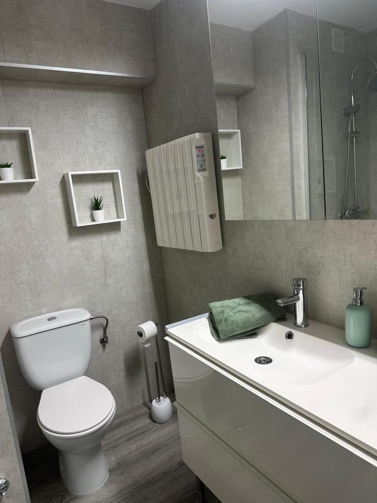 Acuario By Homes Malaga Apartment *