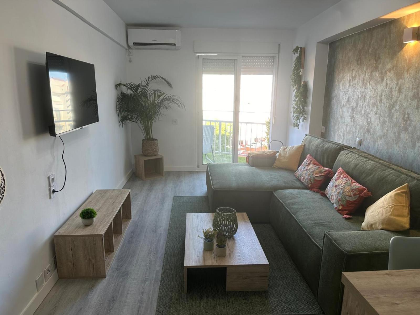Apartment Acuario By Homes Malaga Benalmadena